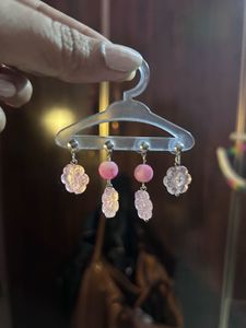 Charming Pink &amp; Iridescent Flower Earrings
