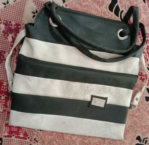leather shoulder bag