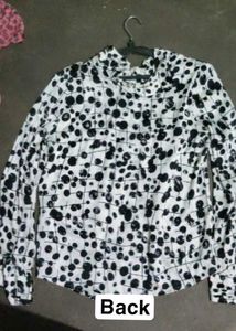 Stylish Black and White Patterned Top
