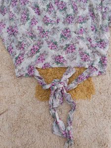Floral Print Sheer Puff Sleeve Top