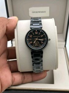 LOUIS VUITTON PREMIUM QUALITY LADIES WATCH