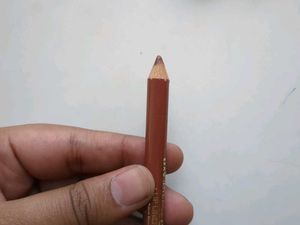 Eveline Nude lip liner