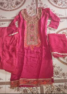 💓 Embroidery Elegant Pink Kurta Set💓