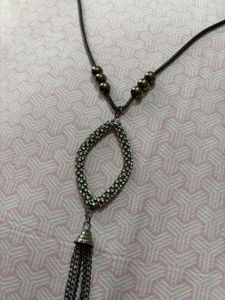 Stylish Tassel Pendant Necklace