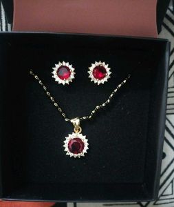 Boddess Jewellery Set - Necklace &amp; Earrings