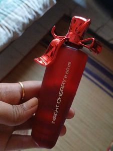 Insight Cherry Perfume