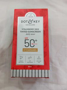 Dot & Key Strawberry Tinted Sunscreen SPF 50