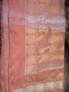 Sale 💰 🎉🎉🎉🥳🥳Peach Saree with Gold Detailing