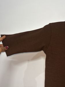 brown ribbed top