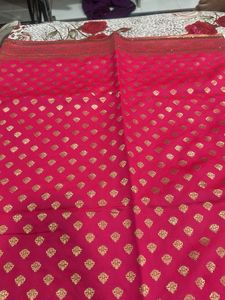Elegant dark pink banarsi saree