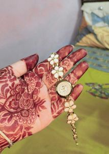 Cute Flower Strap Watch