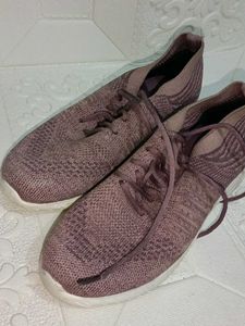 Stylish Women's Knit Sneakers