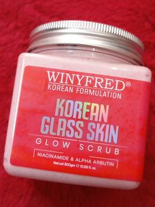 Winfred Korean Glass Skin Glow Scrub