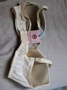 LEADINGLADY Padded Bra 34 D