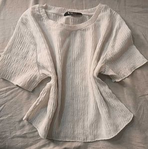 Crinkle Texture Cream Top