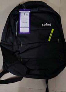 Safari 38L Laptop Bag New With Tag