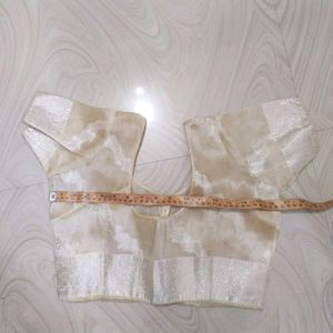 Elegant White &amp; Gold Saree