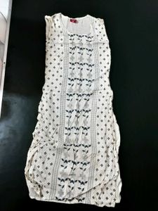 White Ethnic Printed Sleeveless Kurta