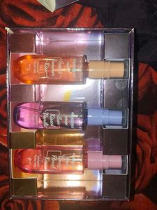 not used Aqualogica Perfume Body Mist Set