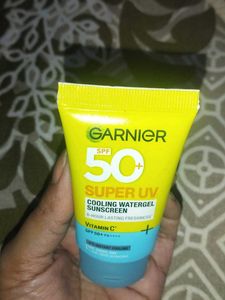 Garnier Super UV Cooling Sunscreen
