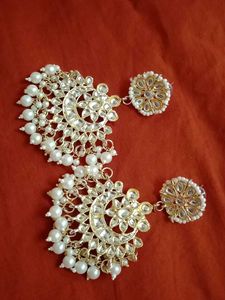 Elegant Pearl & Kundan Earrings