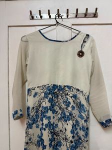 Classy Georgette Kurta With Shoulder Design