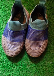 Blue & Beige Knit Slip-On Shoes