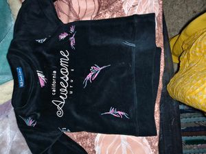 Shining like soft feather Sweatshirt