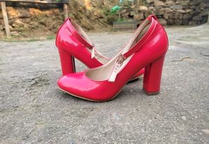 Red Heel