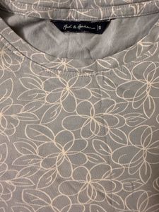 Cute Floral Print T-Shirt