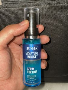 Streax Moisture Boost Spray for Hair