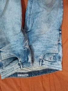 Men's Acid Wash Distressed Jeans new  hai