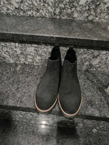 Yoho MidTop Lightweight Platform Heel Chelsea Boot