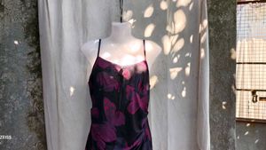 231110. Chic Butterfly Print Mini Dress