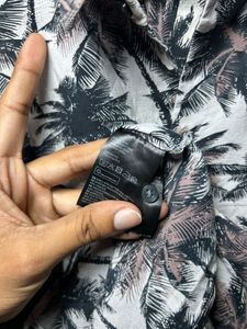 H&amp;M Beach Shirt