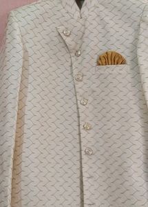Mens Sherwani Suit At New Condition