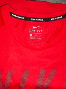 Unisex Nike Dri-Fit Running short sleeve sweat wic