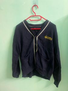 sweater / cardigan