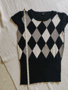 Argyle Patterned Top