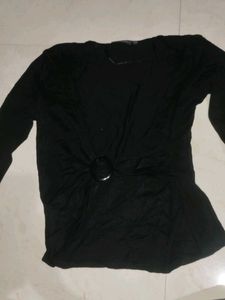Chic Black Long Sleeve Top with O-Ring Detail