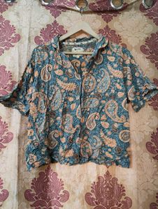 Stylish Paisley Print Button-Up Top