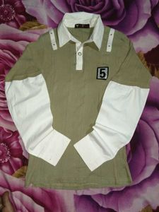 RARE 2000's FOOTBALL T-SHIRT