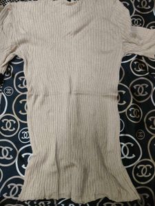 Ribbed V-Neck Top with Black Trim