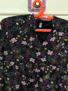 Chic Black Floral Print Dress