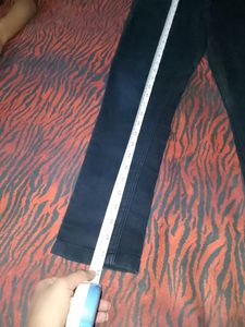 Streachable Jeans For Women And Girls