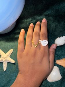 Anti tarnish vanki V-Shape Ring✨