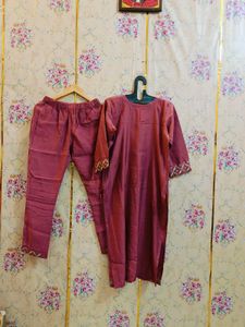 🇳🇿💫🎀Elegant Embroidered Kurta Set