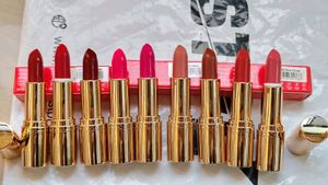 Pack Of 1 Myglamm Treasure It Suede Matte Lipstick