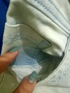 3-4th Jean Shorts that Is Light And Thin To Wear..Perfect For Summer Wear