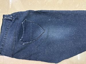 Trendy Speckled Denim Skinny Jeans with Heart Back